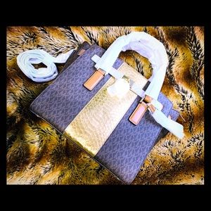 🛒NWT Michael Kors Hamilton Lg Monogram Gold Snake